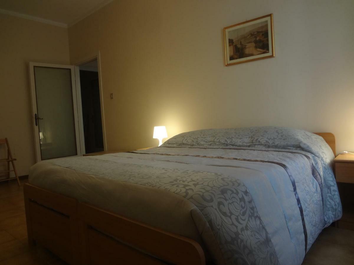Accademia Apartment Livorno Luaran gambar
