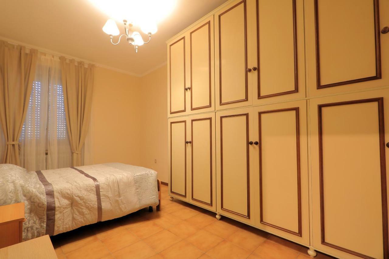 Accademia Apartment Livorno Luaran gambar